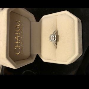 10K white gold bridal ring